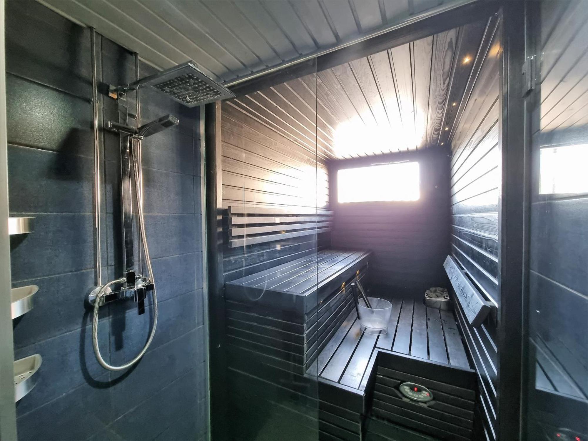 Central Gem With Sauna - Big Two-Room Apartment Free Parking Tampere Buitenkant foto